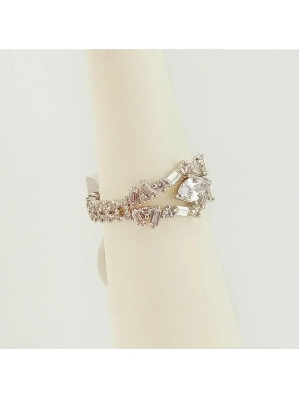 Bomb Party Lumina Ring Sz 8 